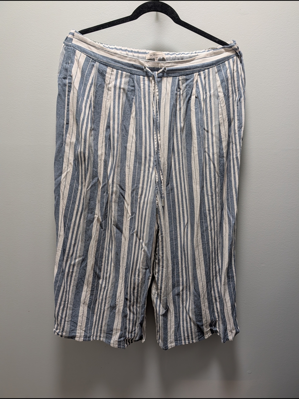 BCBGeneration Wide Leg Linen/Rayon Pants